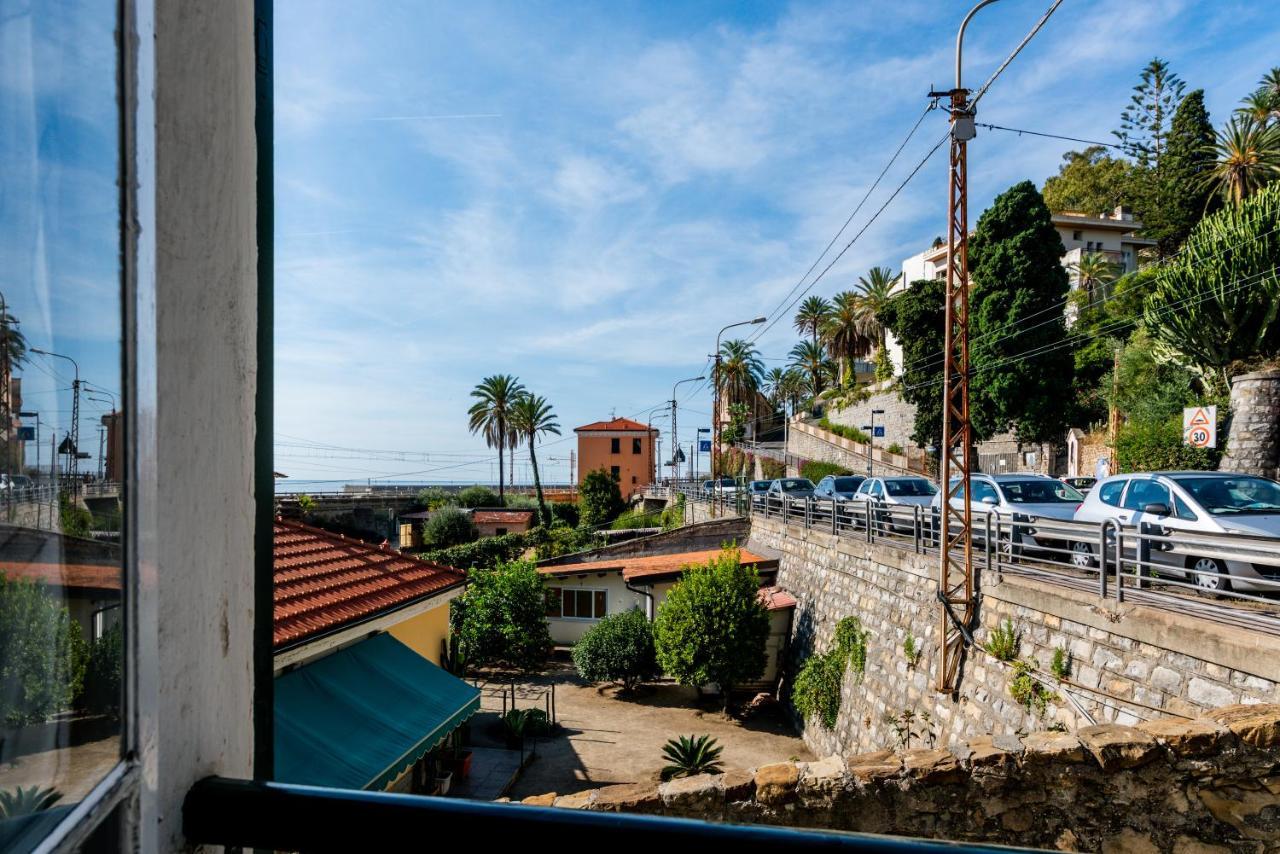 New Fishermans House Seaside, Air Conditioning & Wi-Fi Bordighera Esterno foto
